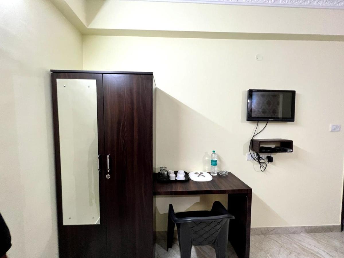 Hotel East Park Electronic City Kammasandra エクステリア 写真