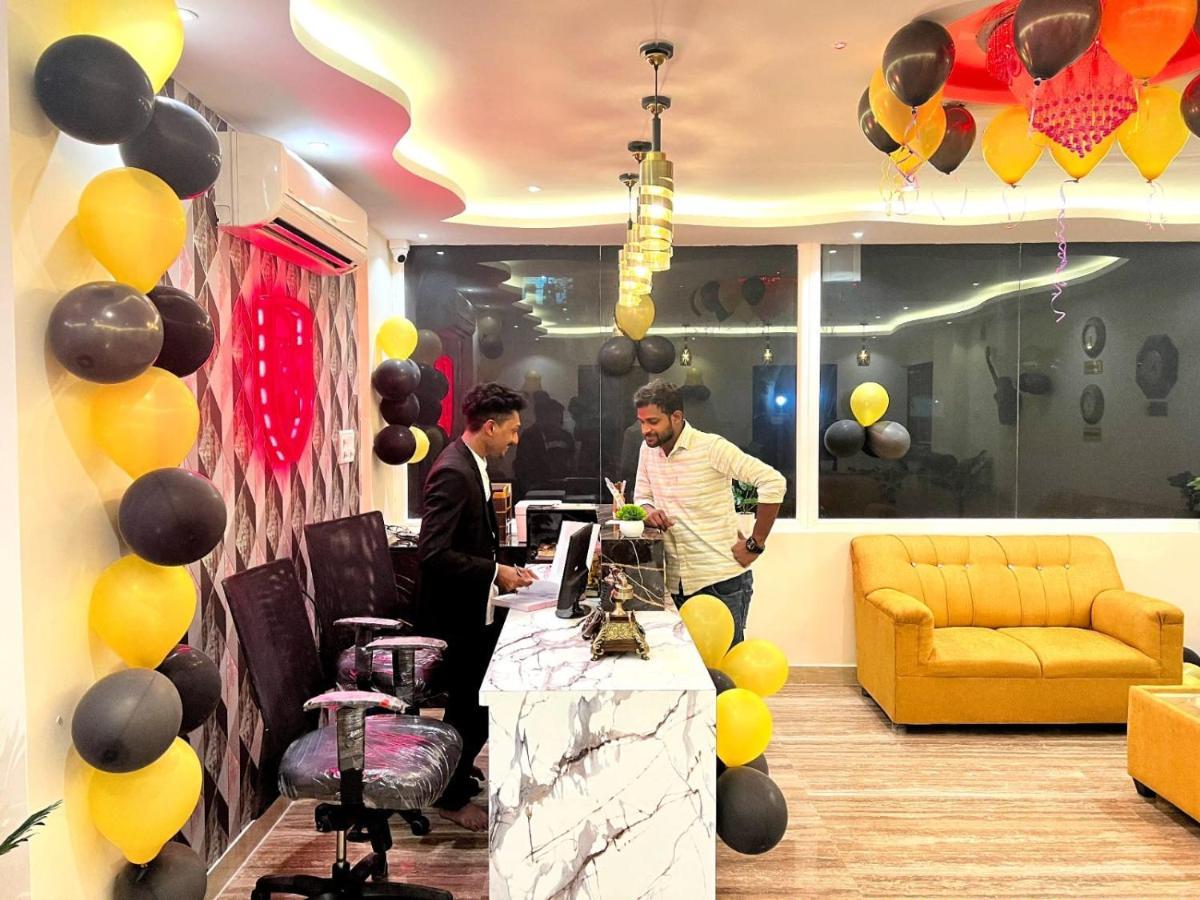 Hotel East Park Electronic City Kammasandra エクステリア 写真