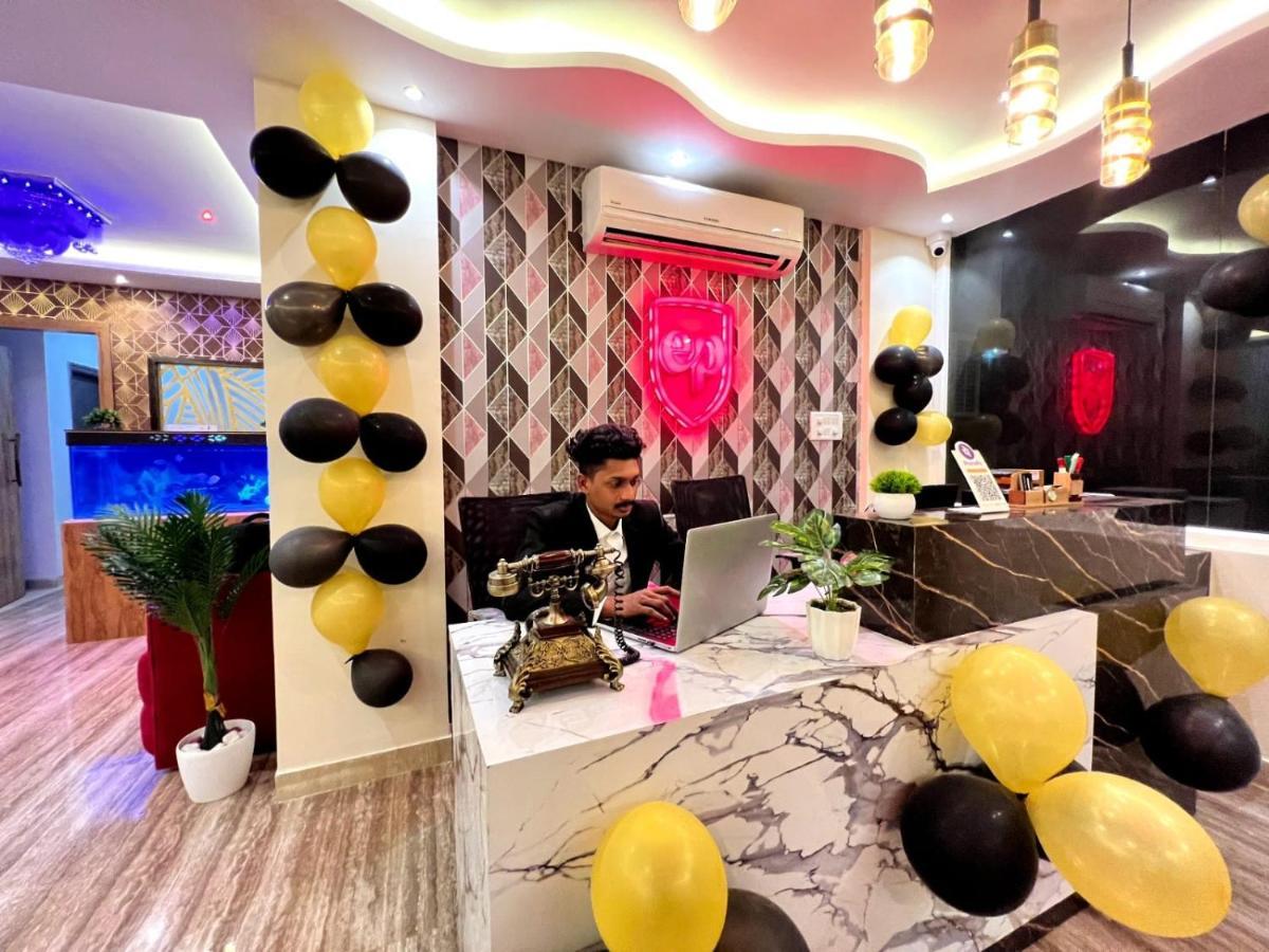 Hotel East Park Electronic City Kammasandra エクステリア 写真
