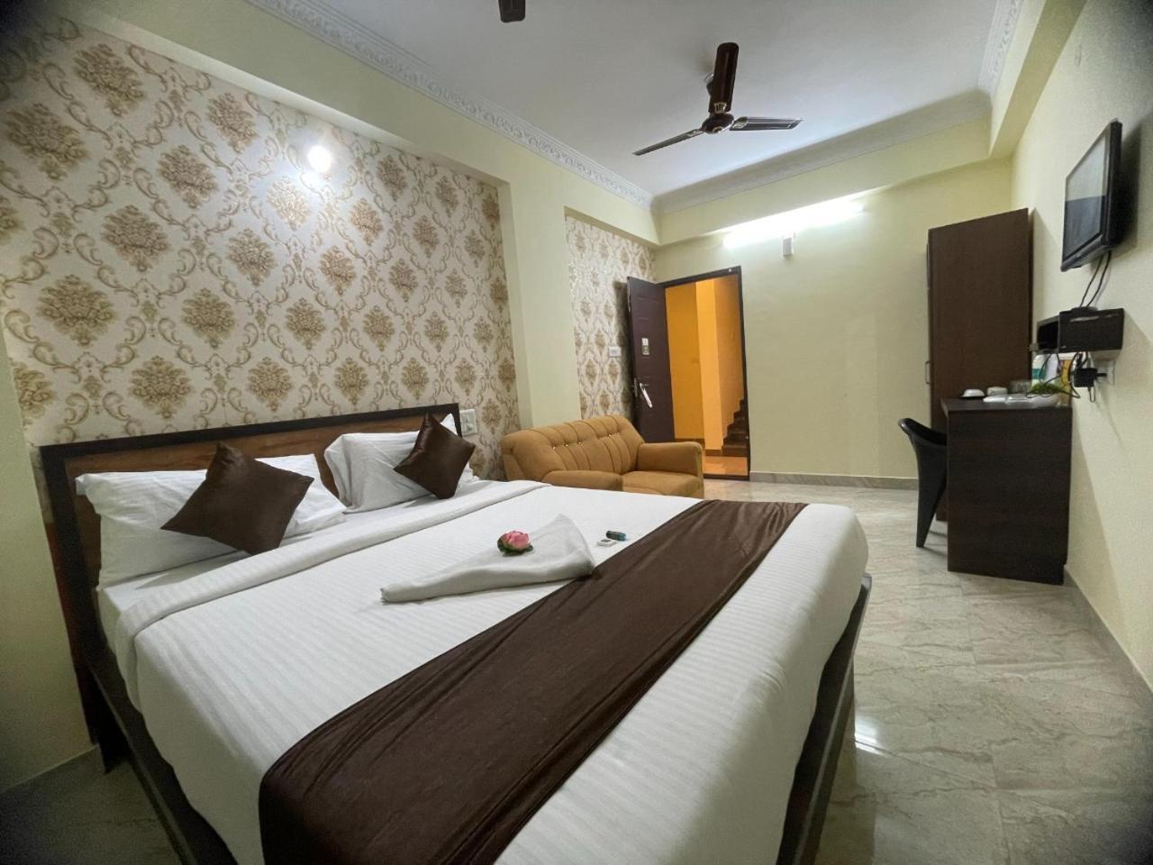 Hotel East Park Electronic City Kammasandra 部屋 写真